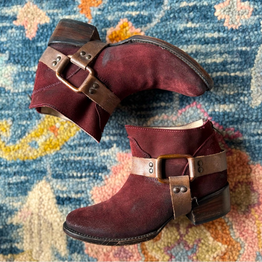 Free Bird Steve Madden Free People RARE! Size 7, PHLOW. Burgundy.